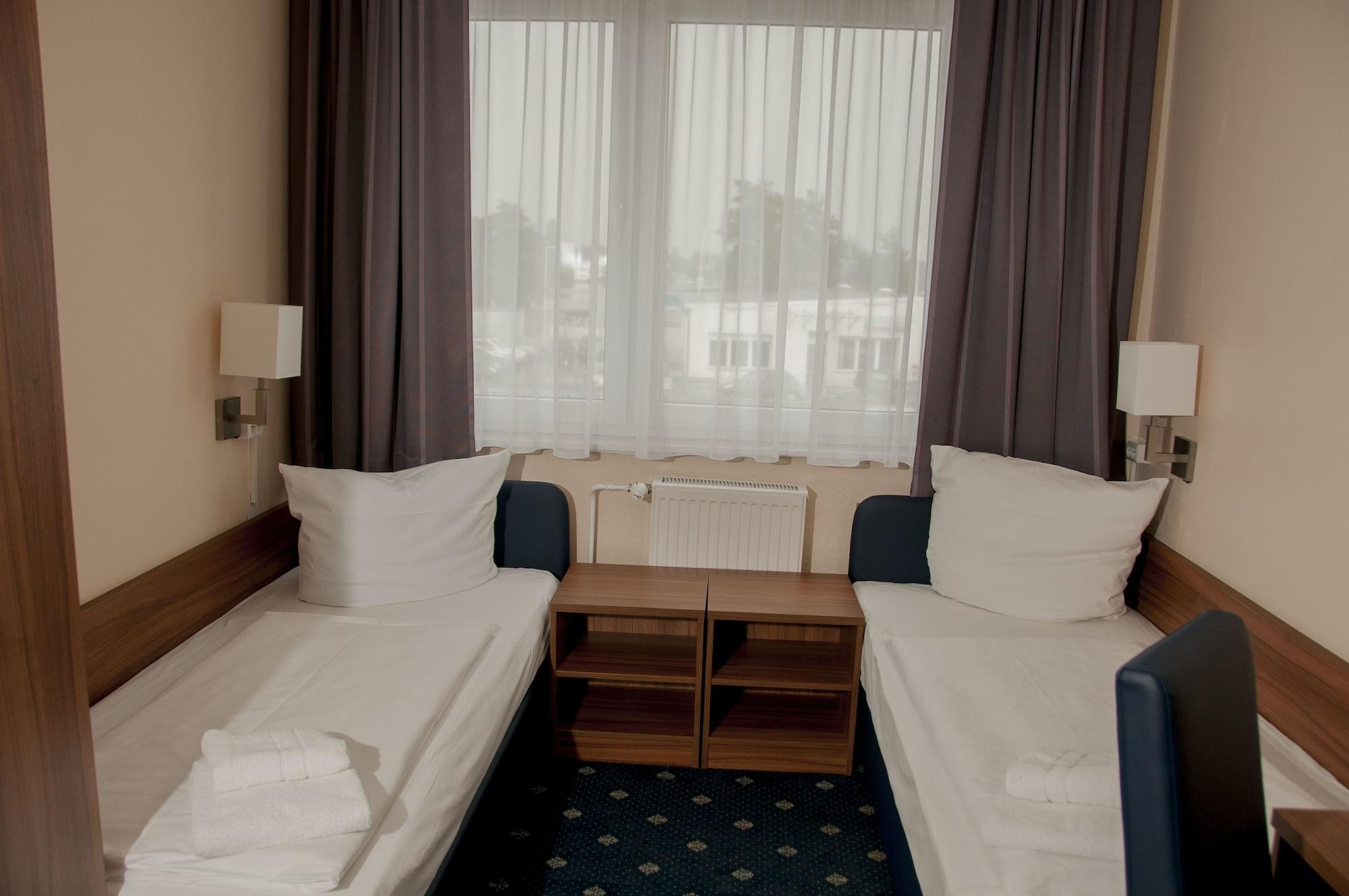 Itm Hotel An Der Bille Хамбург Екстериор снимка