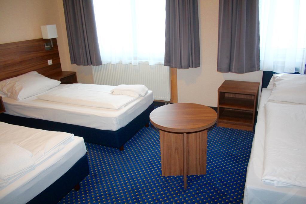 Itm Hotel An Der Bille Хамбург Екстериор снимка